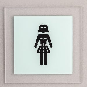 Placa para banheiro Feminino mulher maravilha